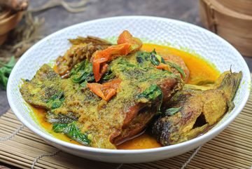 Gurame Kuah Kuning Kemangi, Alternatif Lezat Selain Goreng Crispy
