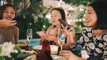 Ponsel Dilarang Masuk Meja Makan, Restoran di AS dan Eropa Pilih Kembali ke Obrolan Nyata